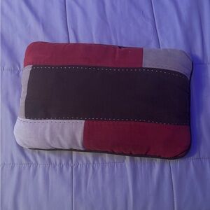 Color Block Pillow throw